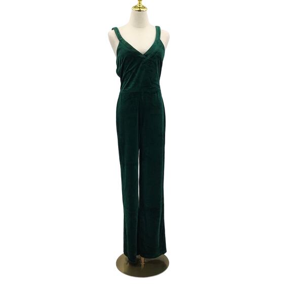 LULU'S SZ M Perfectly Classy Emerald Green Velvet Strappy Jumpsuit NEW b65 - Picture 3 of 11